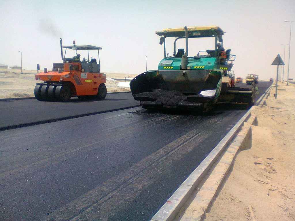 Asphalt road surfacing machinery
